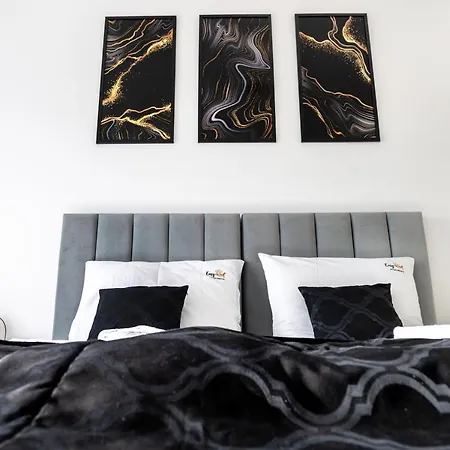 Elegant - Easy - Rent アパート *