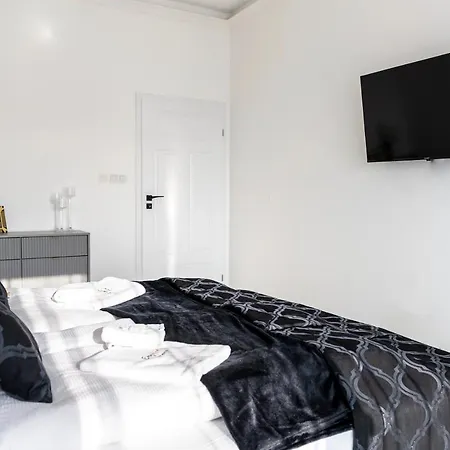 Elegant - Easy - Rent アパート Dziwnów