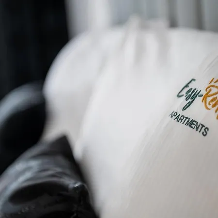 アパート Elegant - Easy - Rent