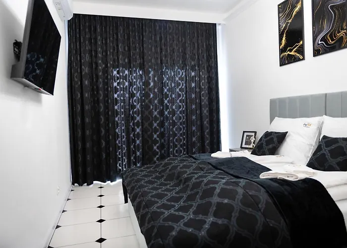 Elegant - Easy - Rent アパート